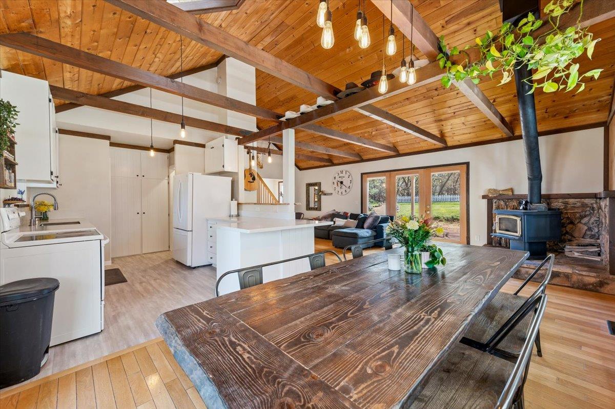 11403 Woodacre Road Grass Valley, CA 95949 - Photo 15 of 69