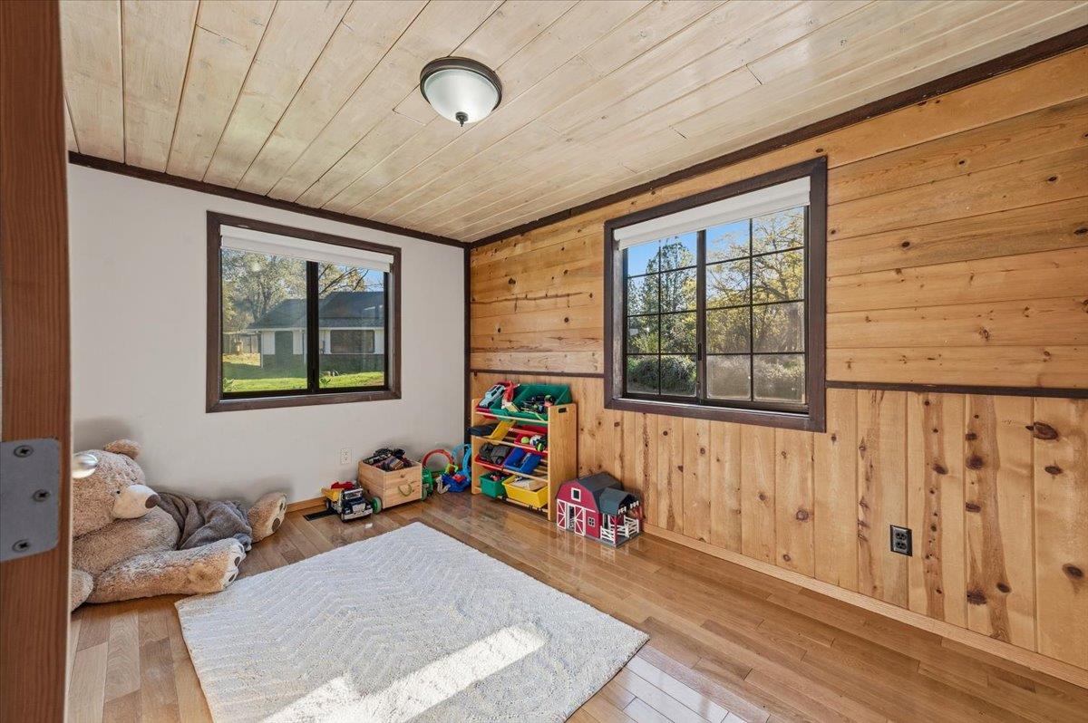 11403 Woodacre Road Grass Valley, CA 95949 - Photo 23 of 69