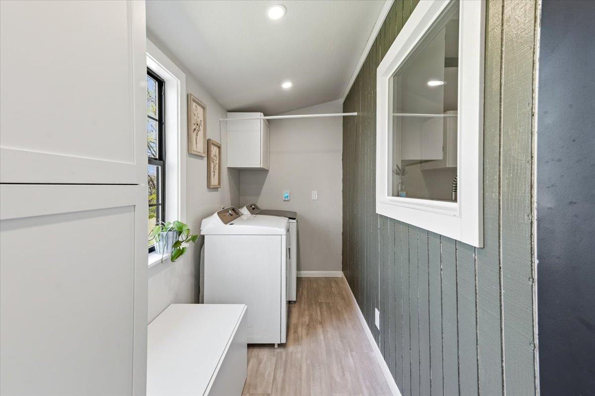 11403 Woodacre Road Grass Valley, CA 95949 - Photo 35 of 69 a bathroom with a toilet and a shower