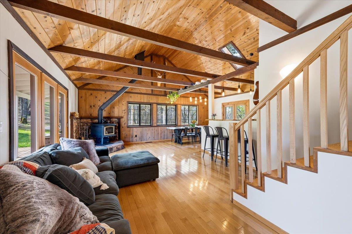 11403 Woodacre Road Grass Valley, CA 95949 - Photo 4 of 69