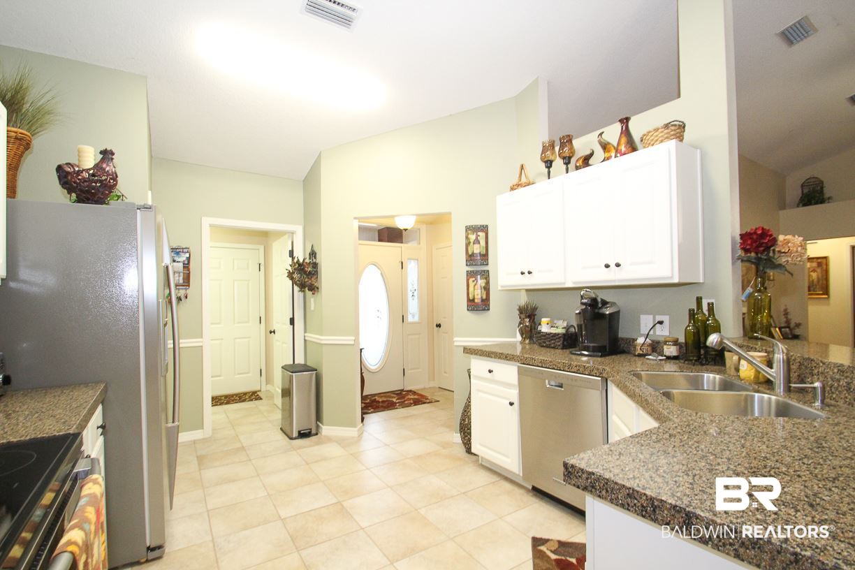 11656 Balsam Court Daphne, AL 36527 - Photo 13 of 49