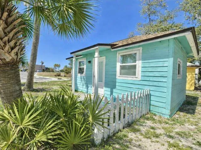 $1,600 | 229 Southeast Florida Blanca Place Southeast, Unit 7, Fort Walton Beach, FL 32548