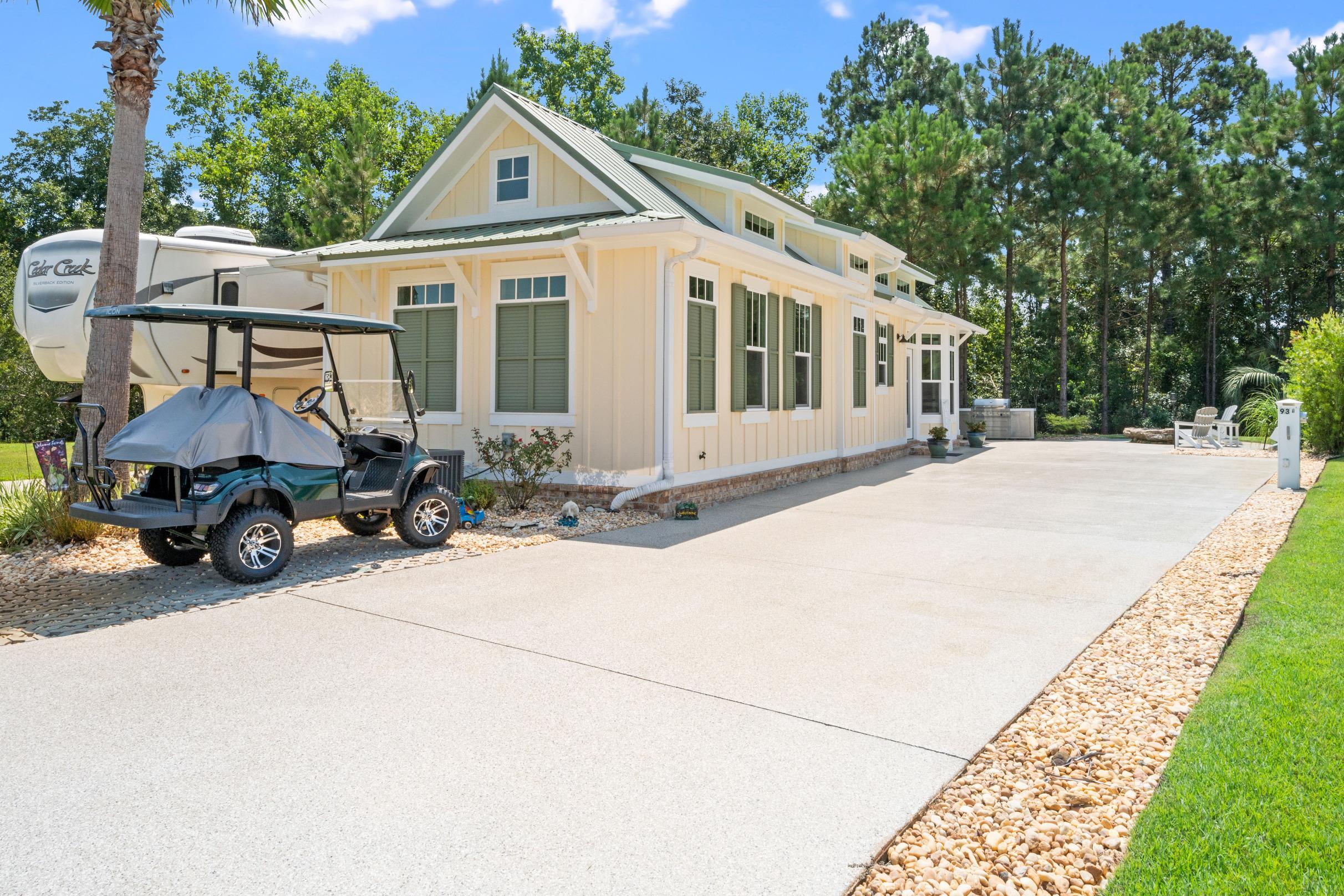 11881 Gateway Drive Elberta, AL 36530 - Photo 1 of 43 11881 Gateway Dr Elberta