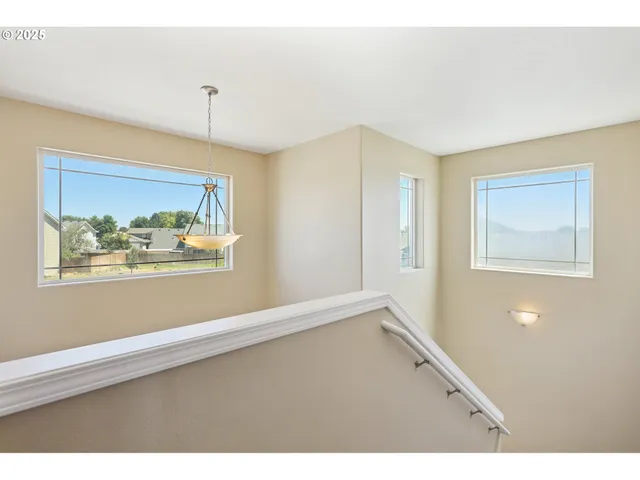 $675,000 | 457 Northeast Covey Court, Hermiston, OR 97838