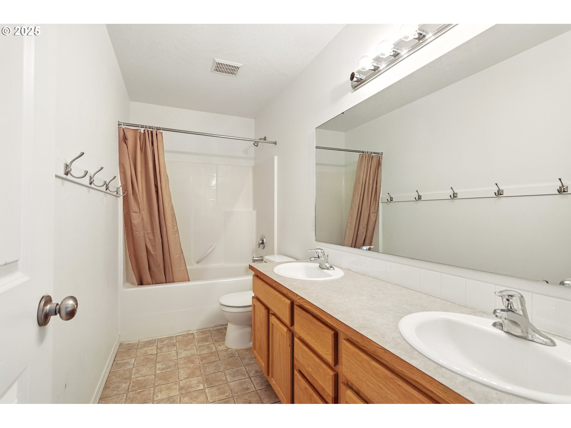 457 Northeast Covey Court Hermiston, OR 97838 - Photo 19 of 38