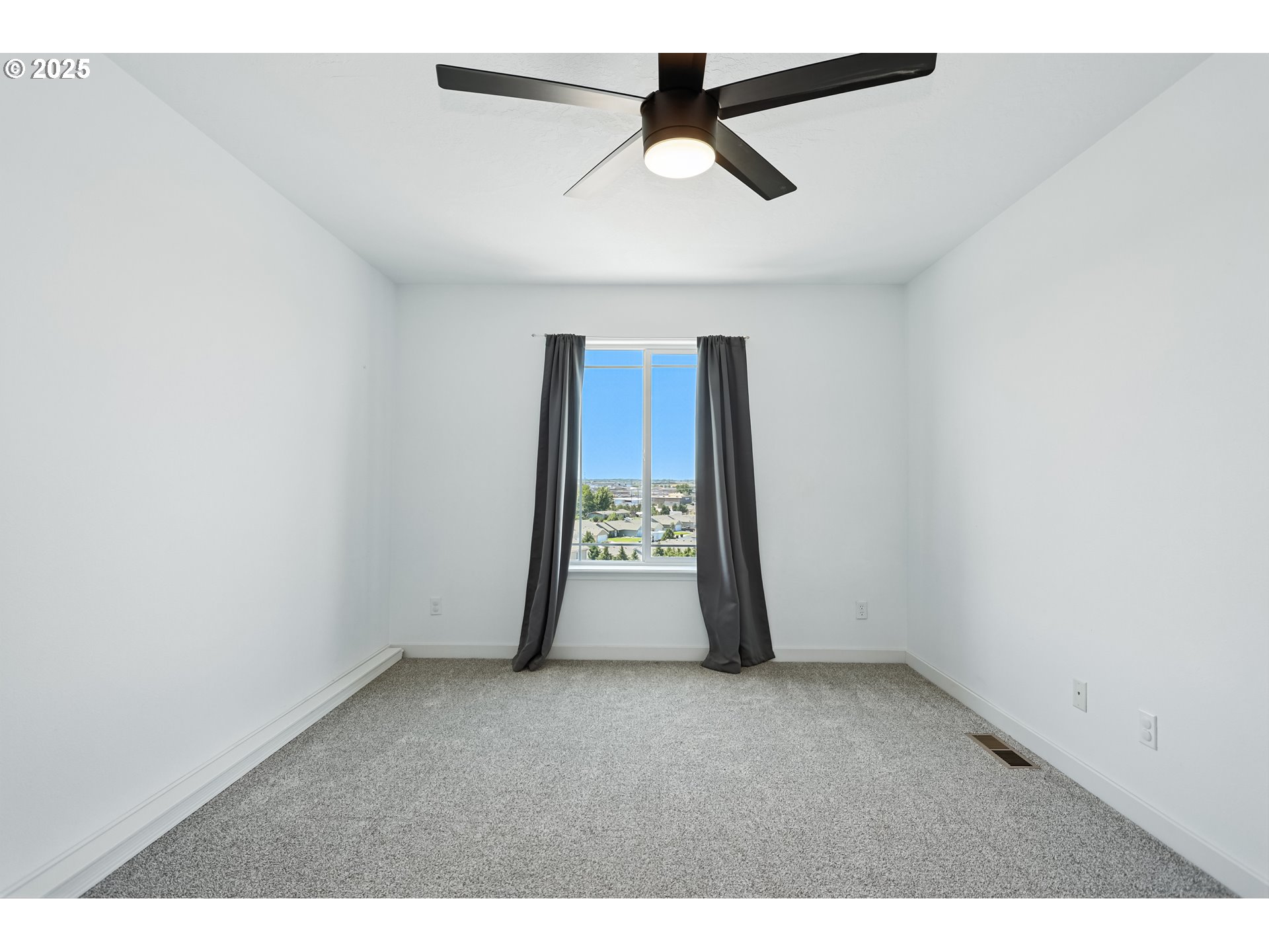 457 Northeast Covey Court Hermiston, OR 97838 - Photo 20 of 38