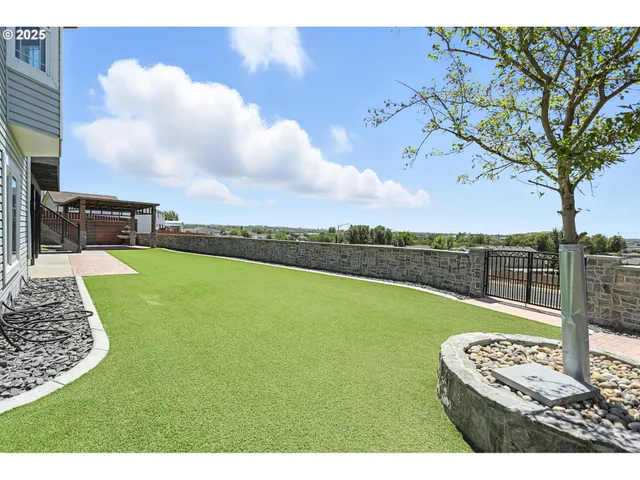 $675,000 | 457 Northeast Covey Court, Hermiston, OR 97838