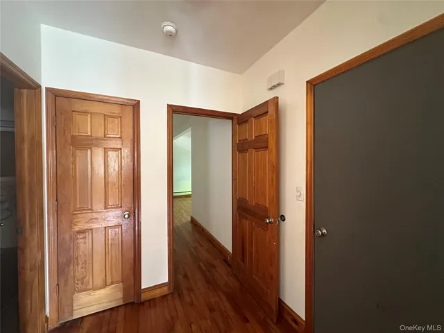 $1,800 | 20 Bigelow Hall, Unit 1, Saugerties, NY 12453