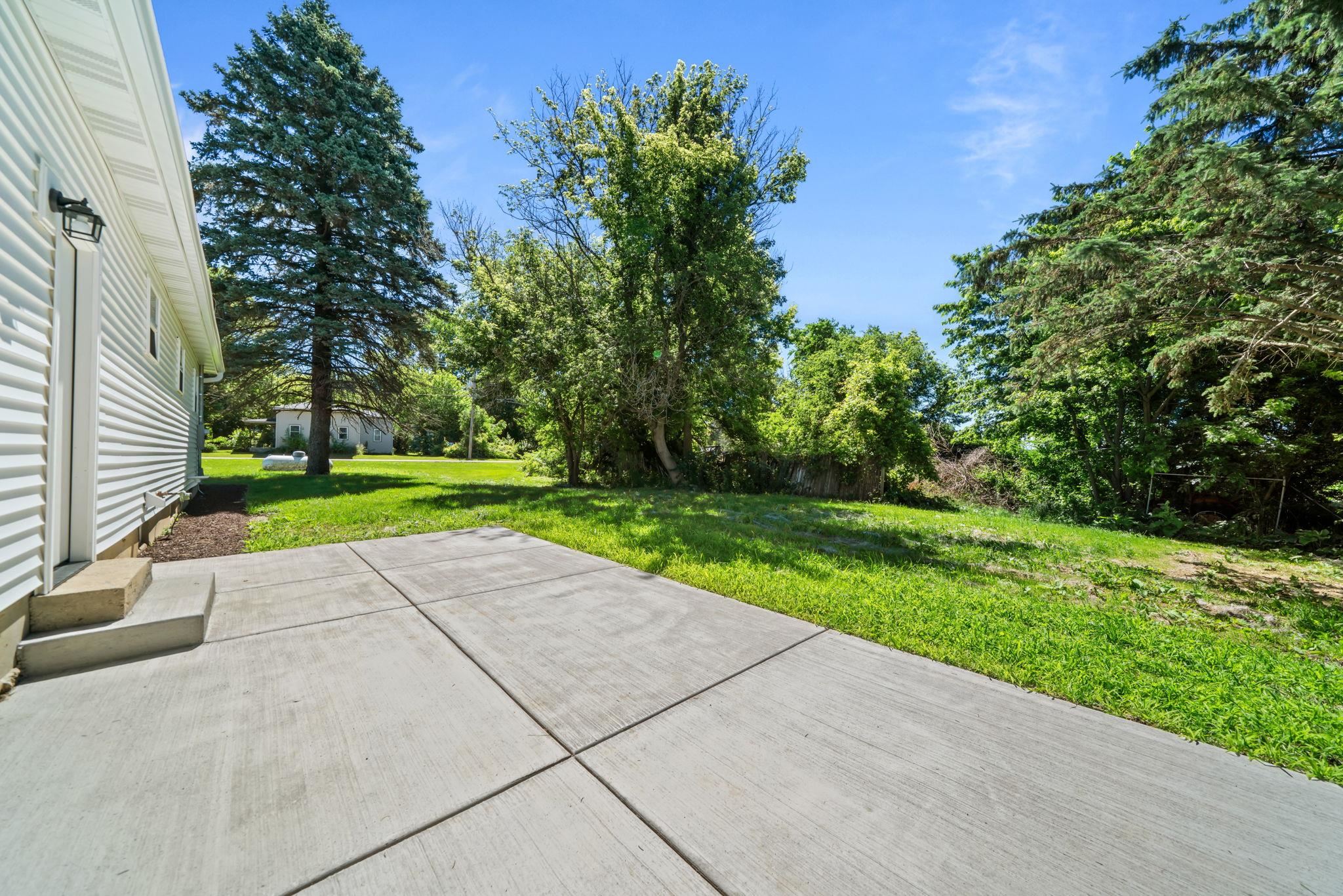 3569 West Egan Road Leaf River, IL 61047 - Photo 20 of 25