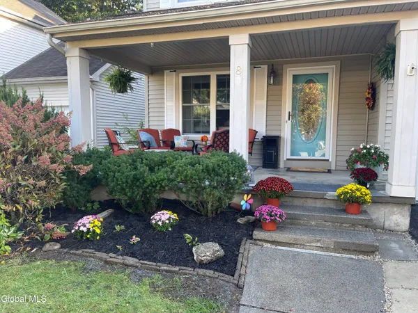 $10,000 | 8 Furlong Street, Saratoga Springs, NY 12866