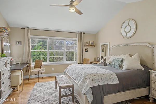 $10,000 | 8 Furlong Street, Saratoga Springs, NY 12866