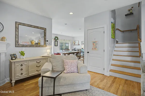 $10,000 | 8 Furlong Street, Saratoga Springs, NY 12866