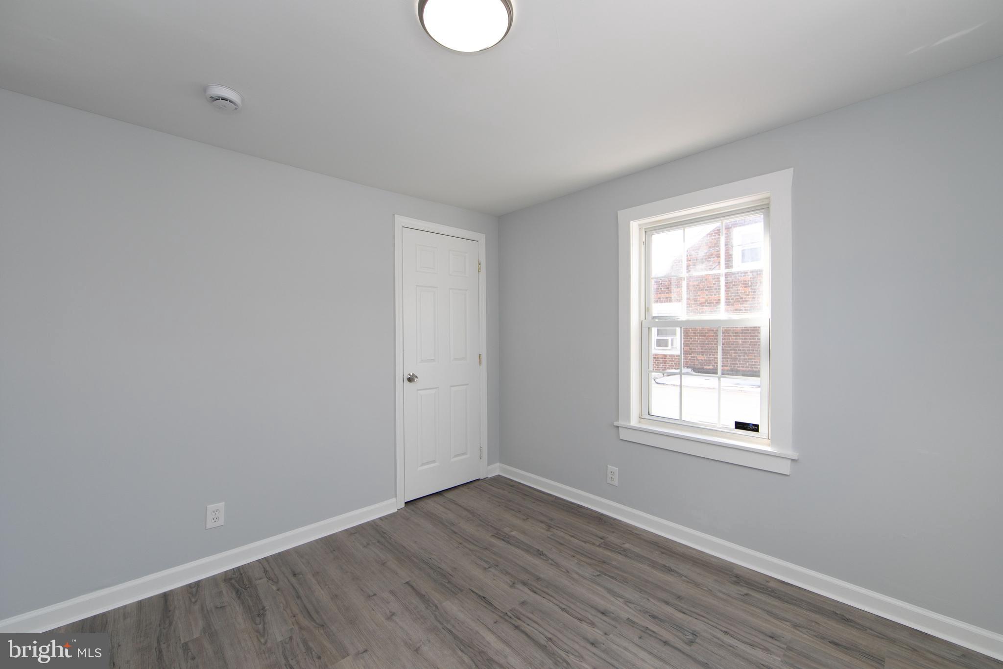 1039 Niagara Road Camden, NJ 08104 - Photo 18 of 21