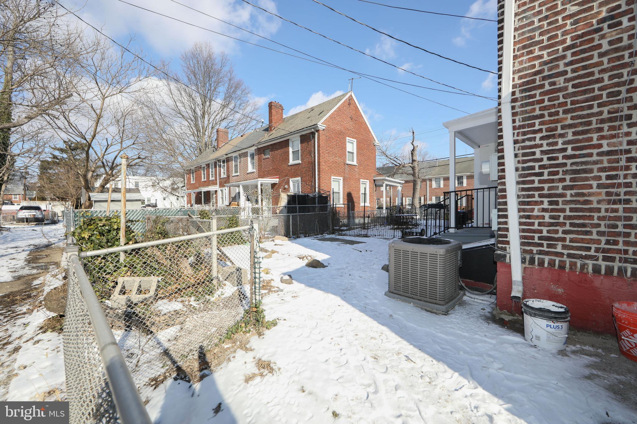 1039 Niagara Road Camden, NJ 08104 - Photo 4 of 21