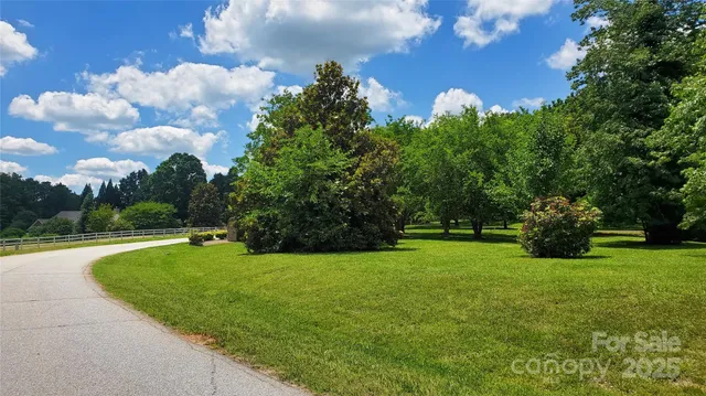 $175,000 | 755 Hamilton Drive, Columbus, NC 28722