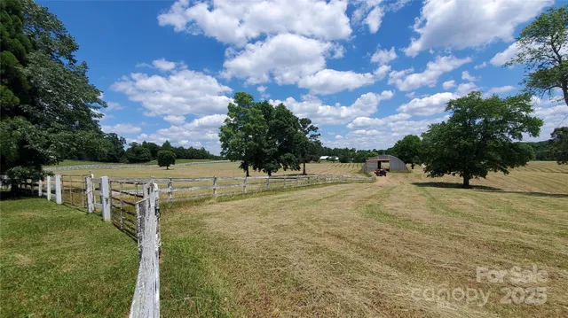 $175,000 | 755 Hamilton Drive, Columbus, NC 28722