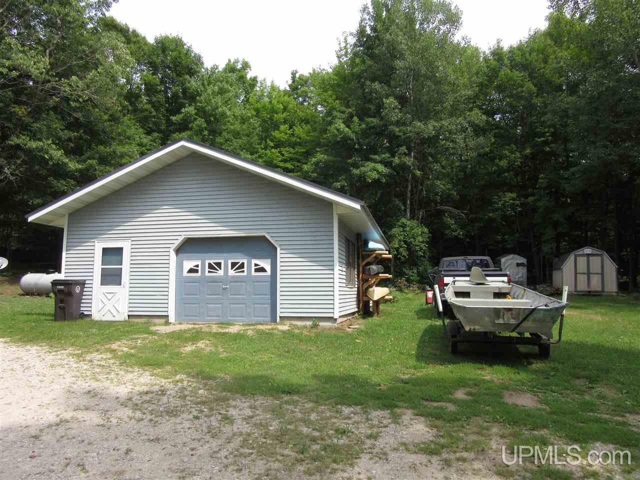 4016 Bloom Road Manistique, MI 49854 - Photo 4 of 18 Gallery Image 4