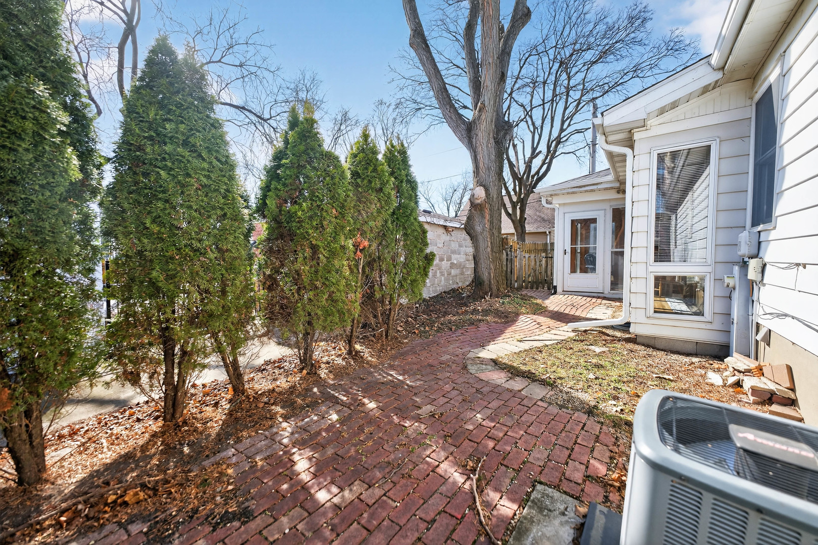 720 East Harrison Avenue Wheaton, IL 60187 - Photo 28 of 28 a view of a yard with plants
