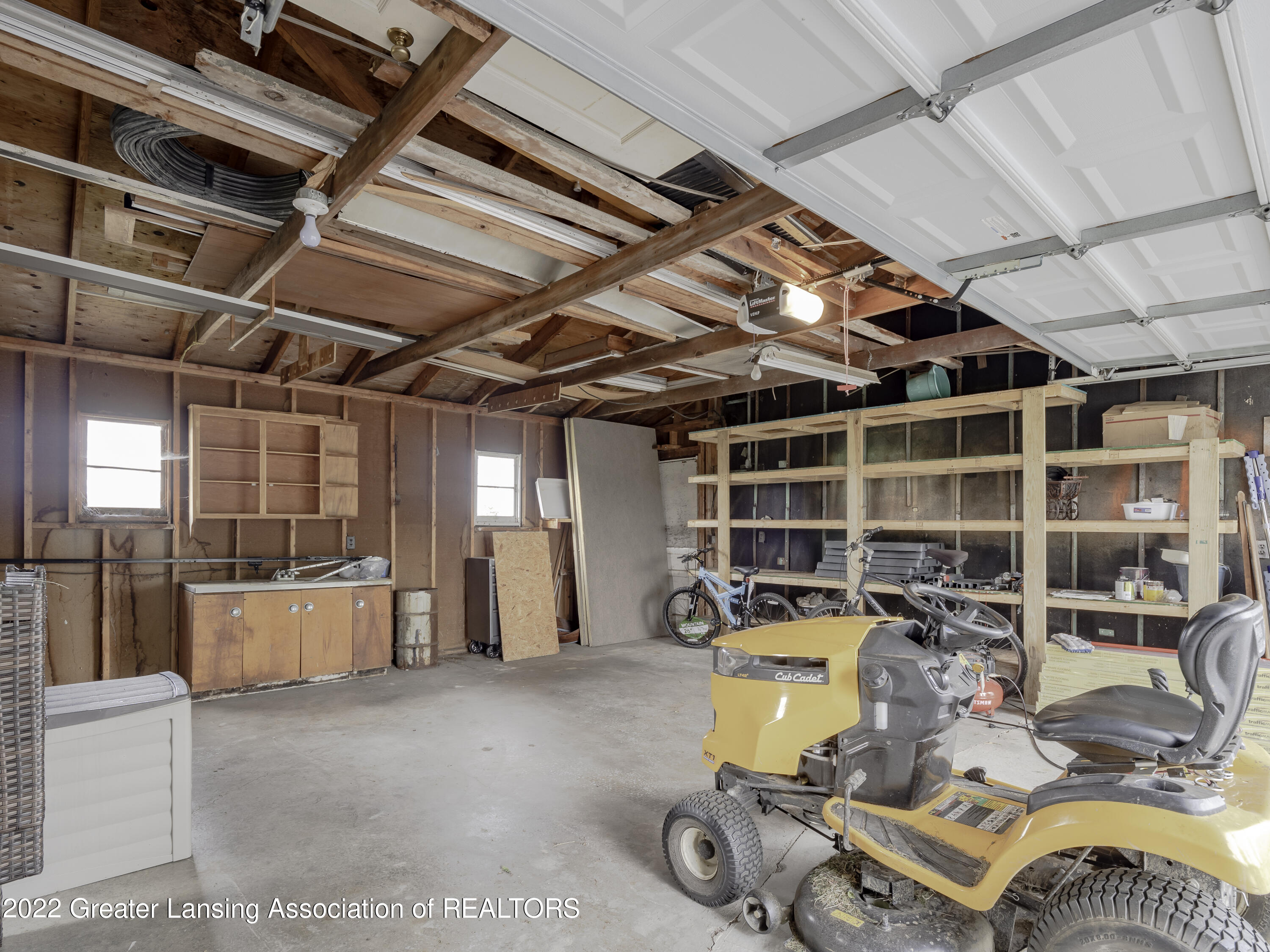 6521 West Howe Road Dewitt, MI 48820 - Photo 36 of 50 6521_Howe_Rd_103-HDR
