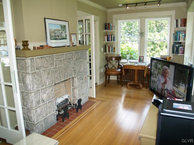 2260 Black River Road Bethlehem, PA 18015 - Photo 8 of 38 Gallery Image 8