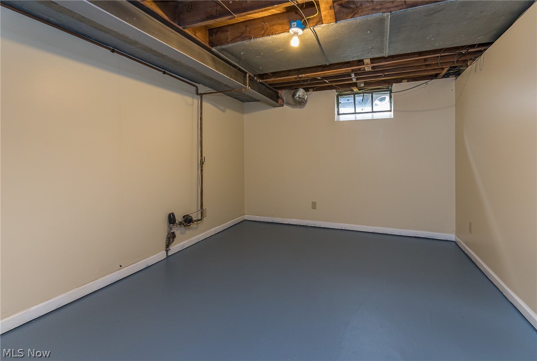 3702 Pennington Road Cleveland, OH 44120 - Photo 19 of 24