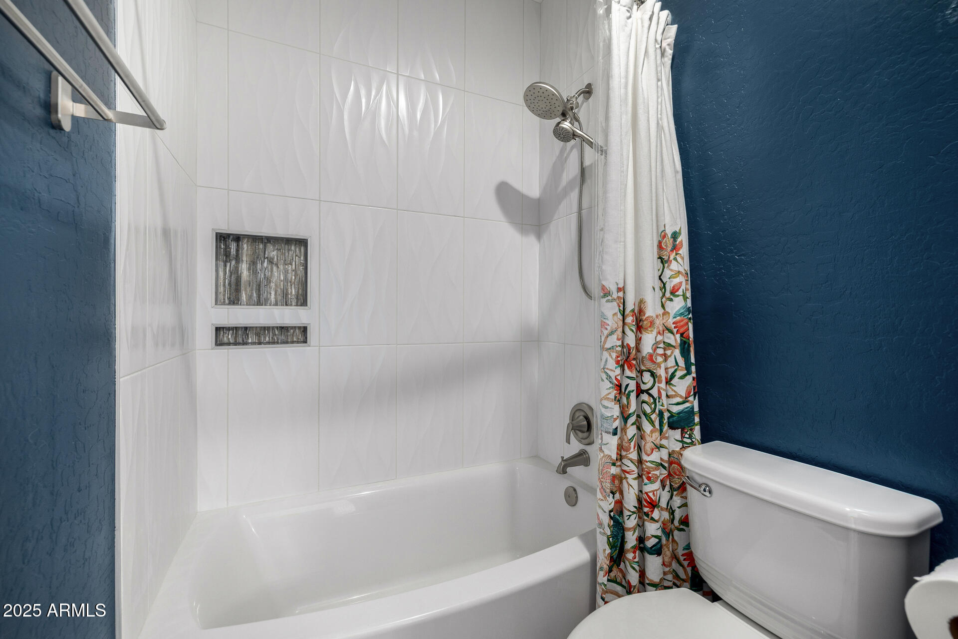 13636 West Calavar Road Surprise, AZ 85379 - Photo 31 of 59 48 - Calavar