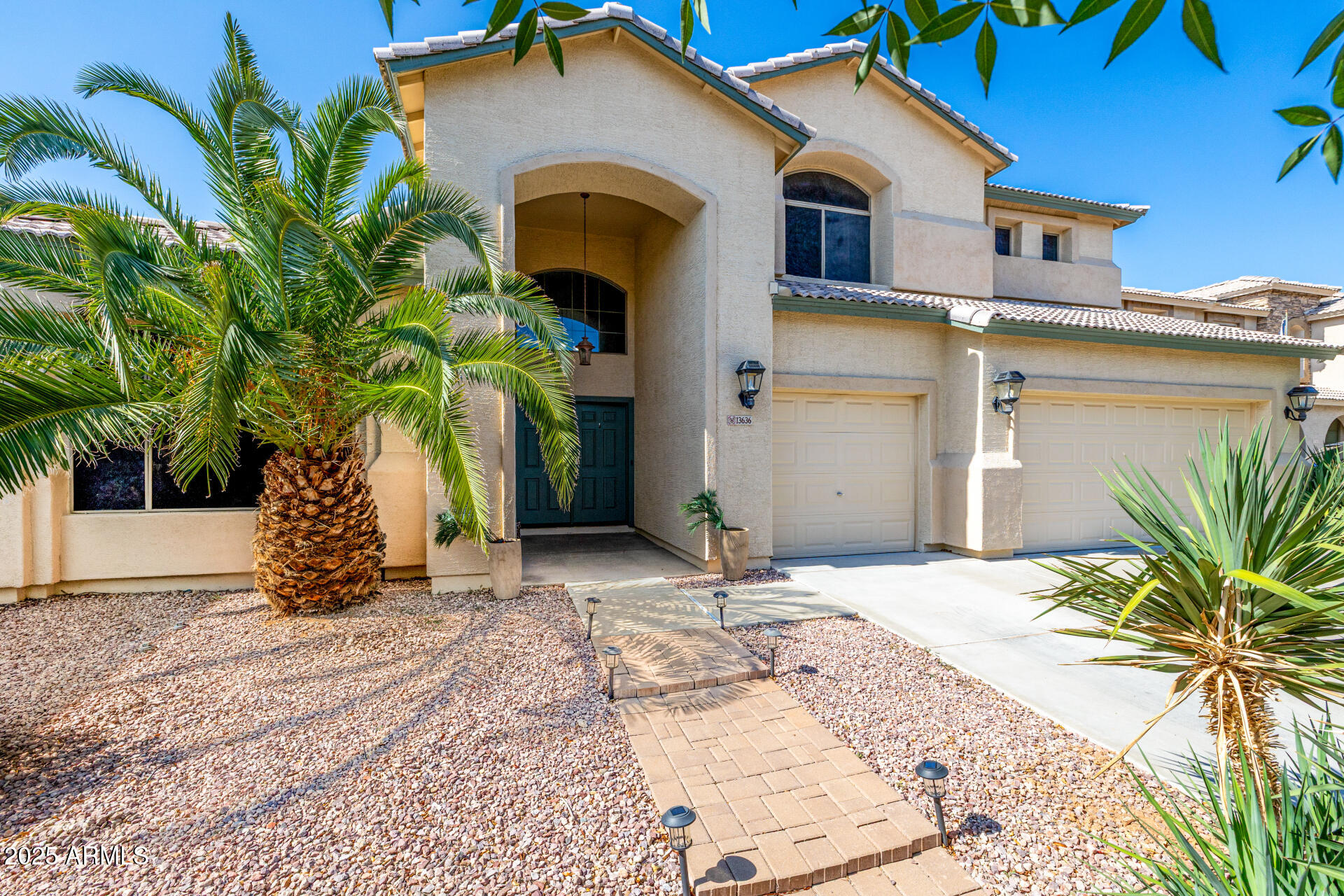 13636 West Calavar Road Surprise, AZ 85379 - Photo 3 of 59 11 - Calavar