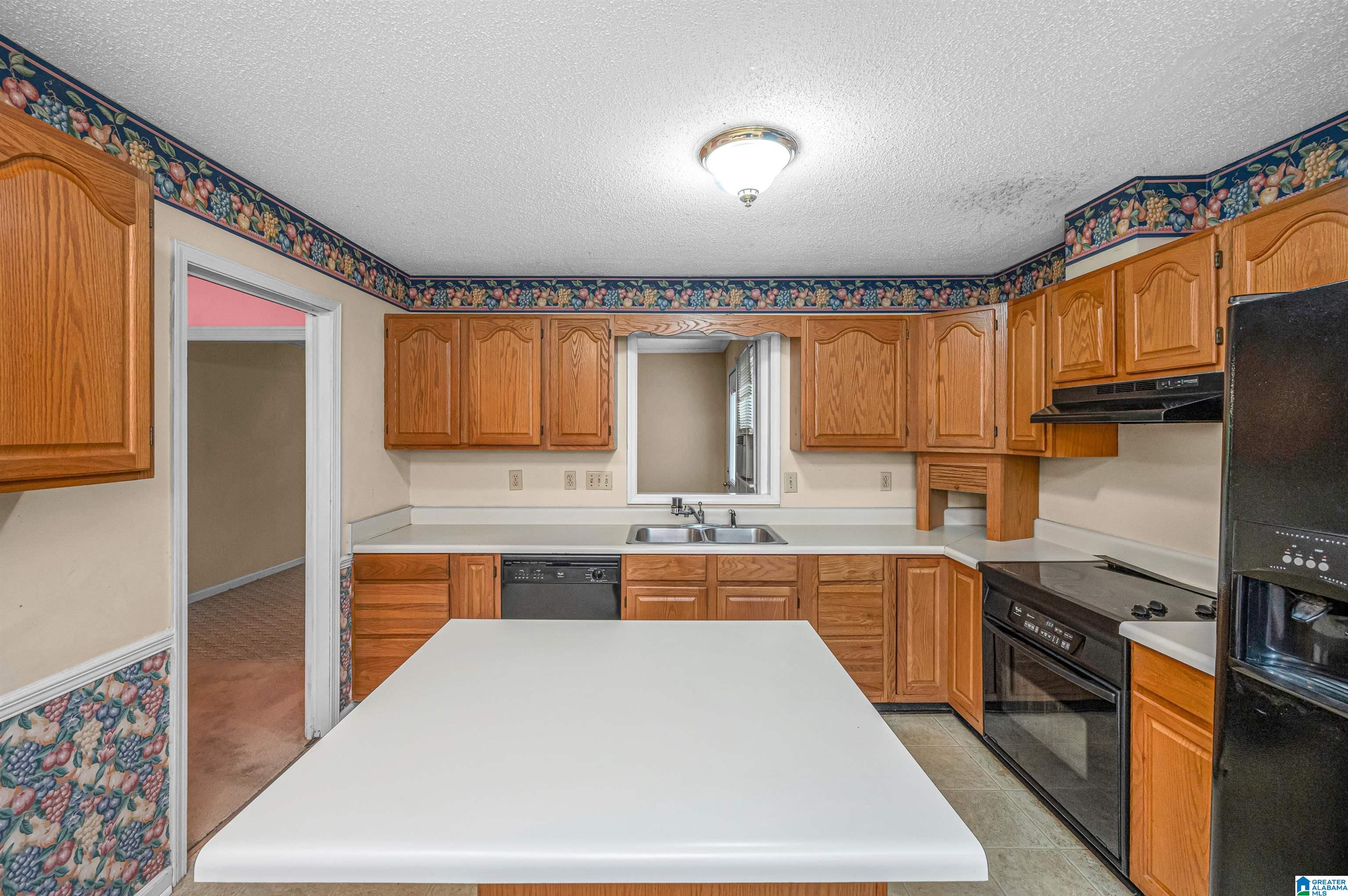 933 Ryecroft Road Pelham, AL 35124 - Photo 10 of 42 Gallery Image 10