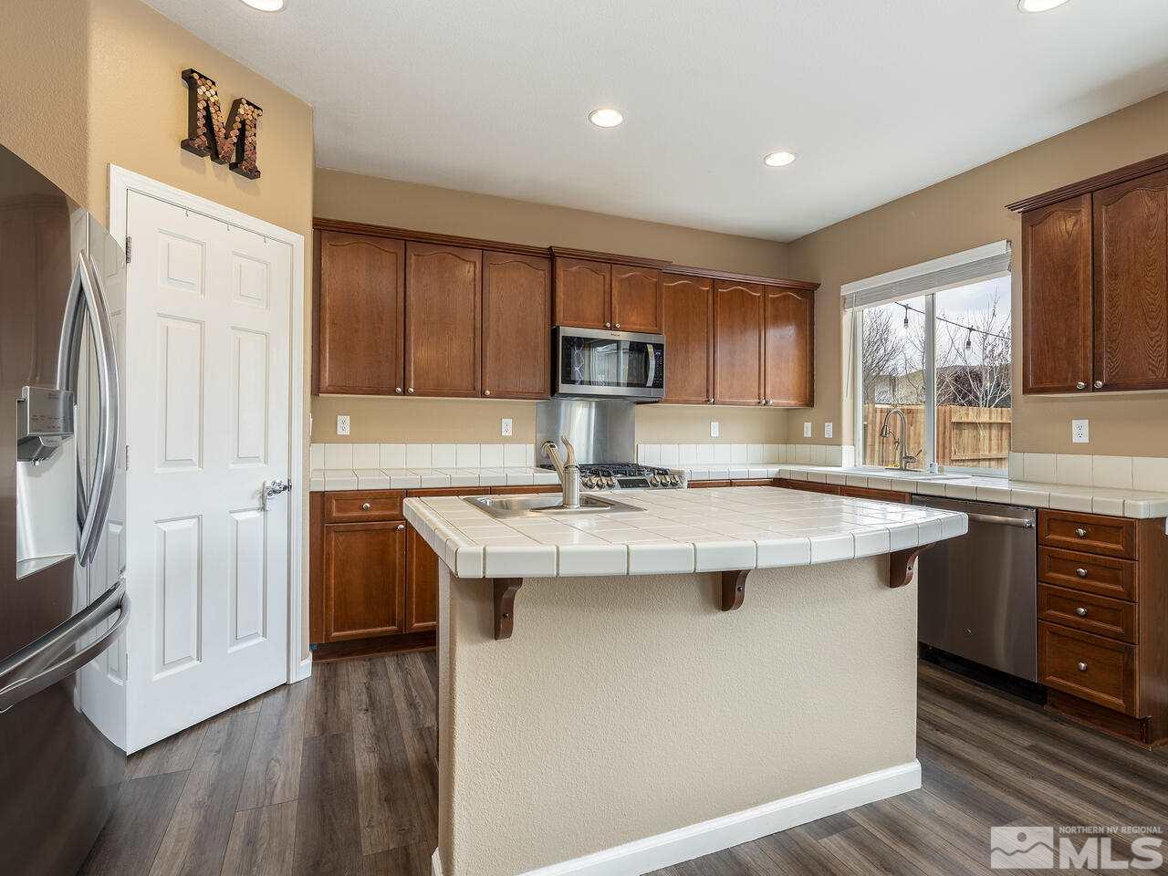 10550 Blockade Drive Reno, NV 89521 - Photo 4 of 34 Photo 4