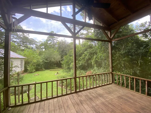 $2,400 | 518 McDaniel Street, Tallahassee, FL 32303