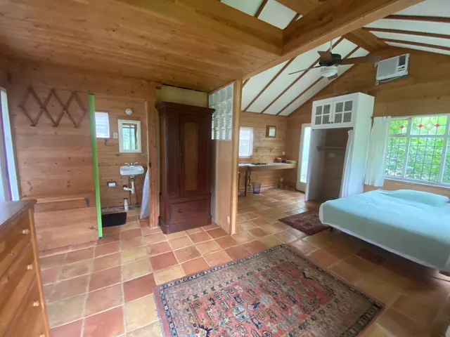 $2,400 | 518 McDaniel Street, Tallahassee, FL 32303