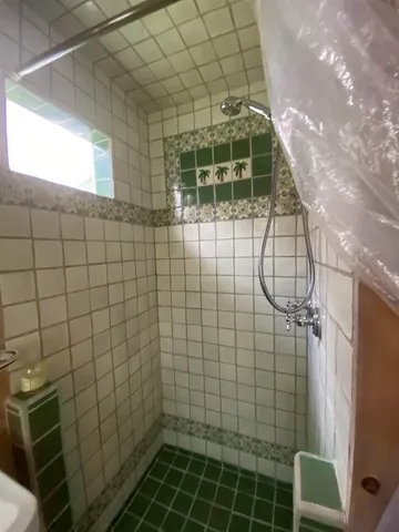 $2,400 | 518 McDaniel Street, Tallahassee, FL 32303