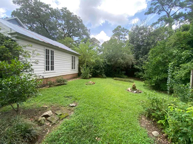 $2,400 | 518 McDaniel Street, Tallahassee, FL 32303