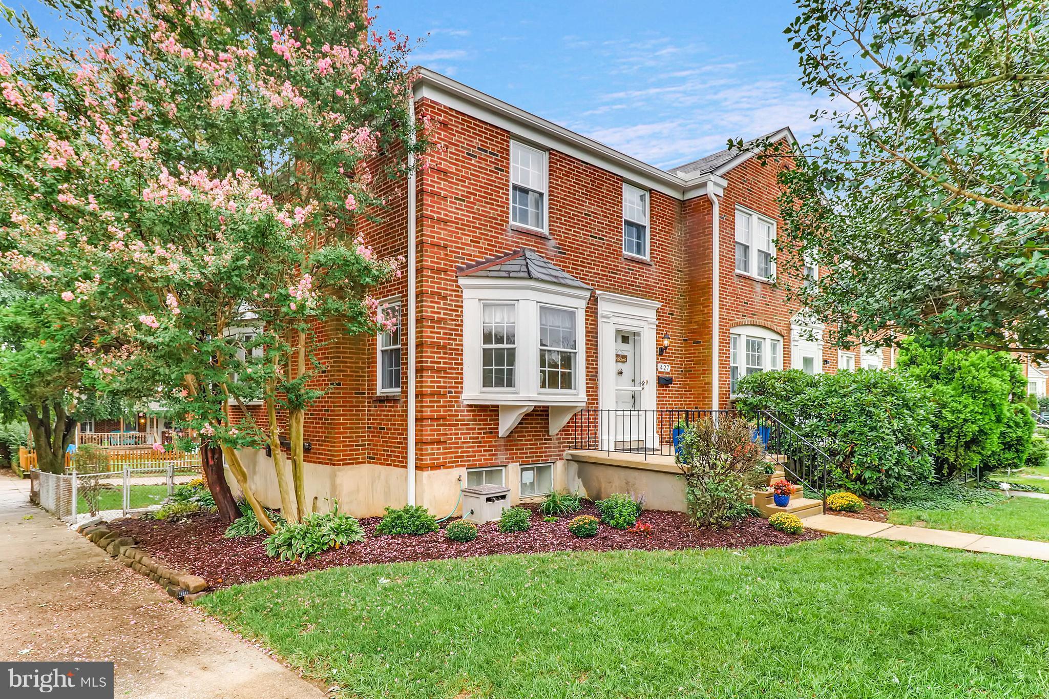 427 Stratford Road Baltimore, MD 21228 - Photo 2 of 29 front view of a house with a yard