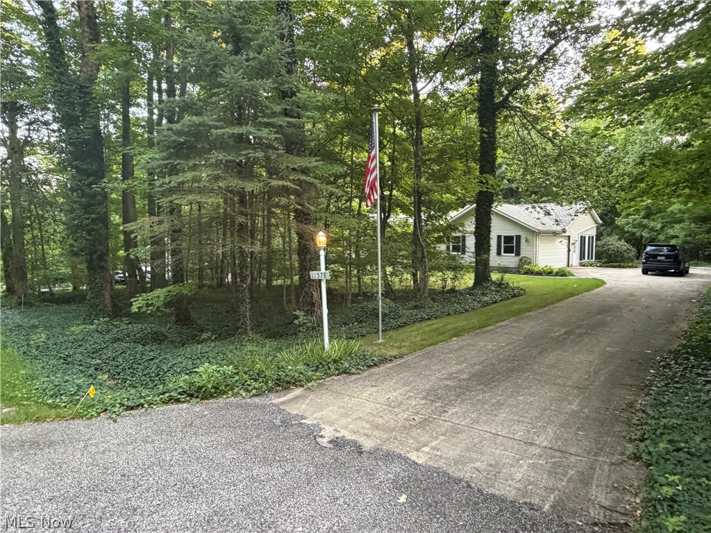 11578 Wilbert Road Chardon, OH 44024 - Photo 4 of 26 Gallery Image 4