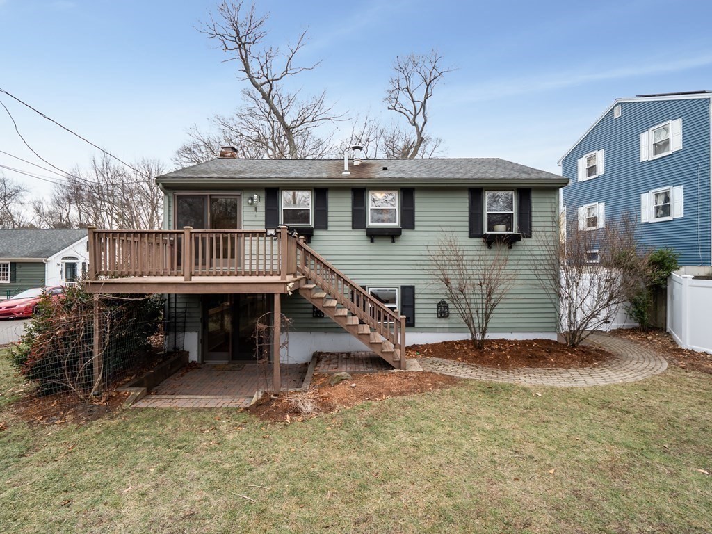 12 Crest Road Billerica, MA 01821 - Photo 35 of 41