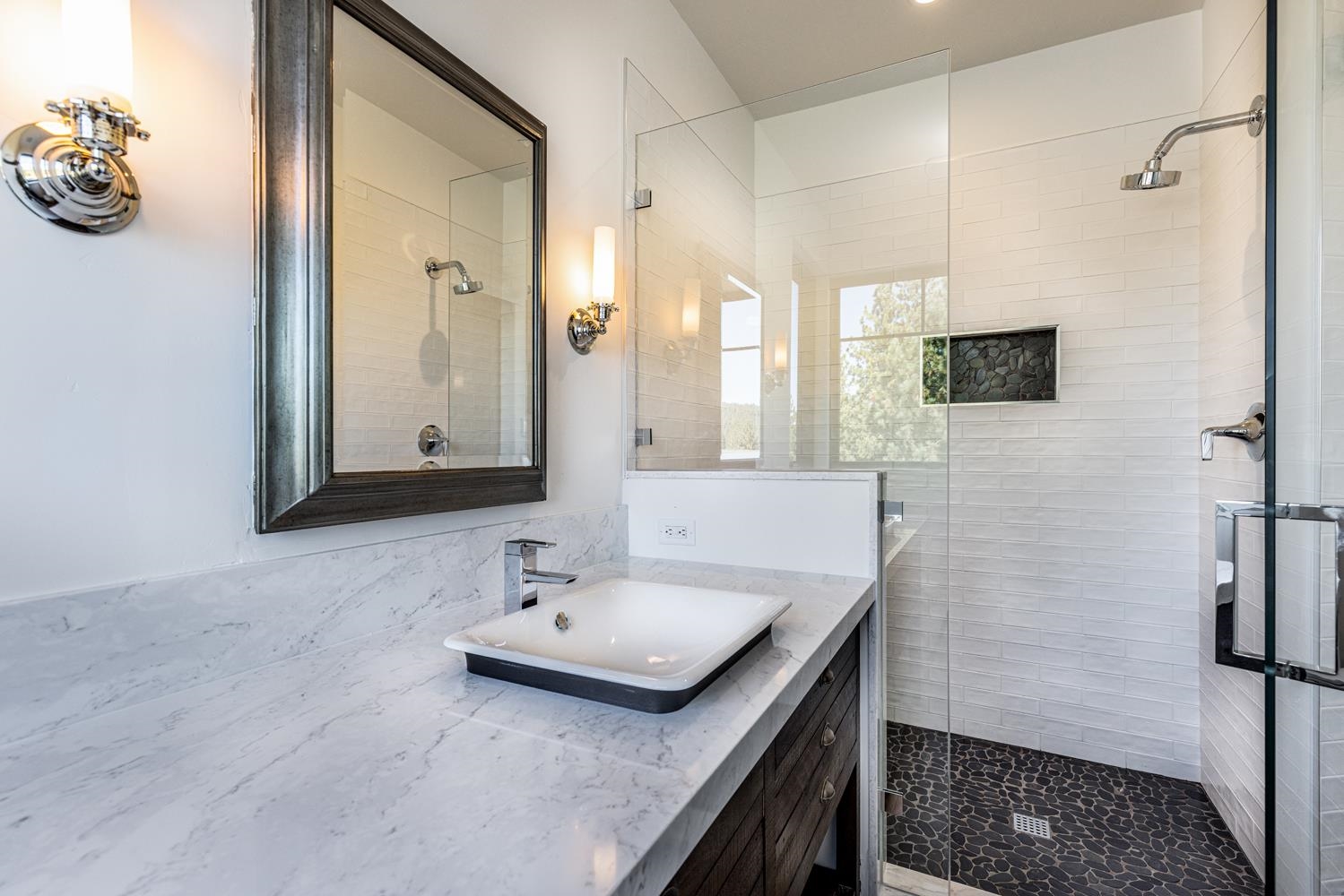 11654 Henness Road Truckee, CA 96161 - Photo 19 of 21 a bathroom with a sink and a mirror
