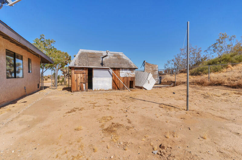 2880 Long View Road Yucca Valley, CA 92284 - Photo 30 of 30 _dsc6521.jpeg-vsuniqueid-66c7b7bc8b462