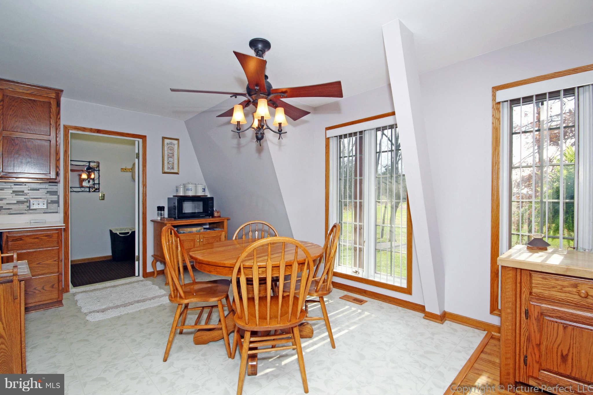 2221 Trevanion Road Taneytown, MD 21787 - Photo 20 of 29 Kitchen