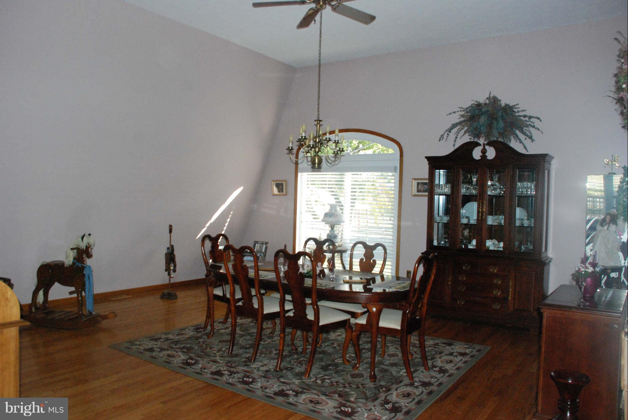 2221 Trevanion Road Taneytown, MD 21787 - Photo 22 of 29 Dining Room