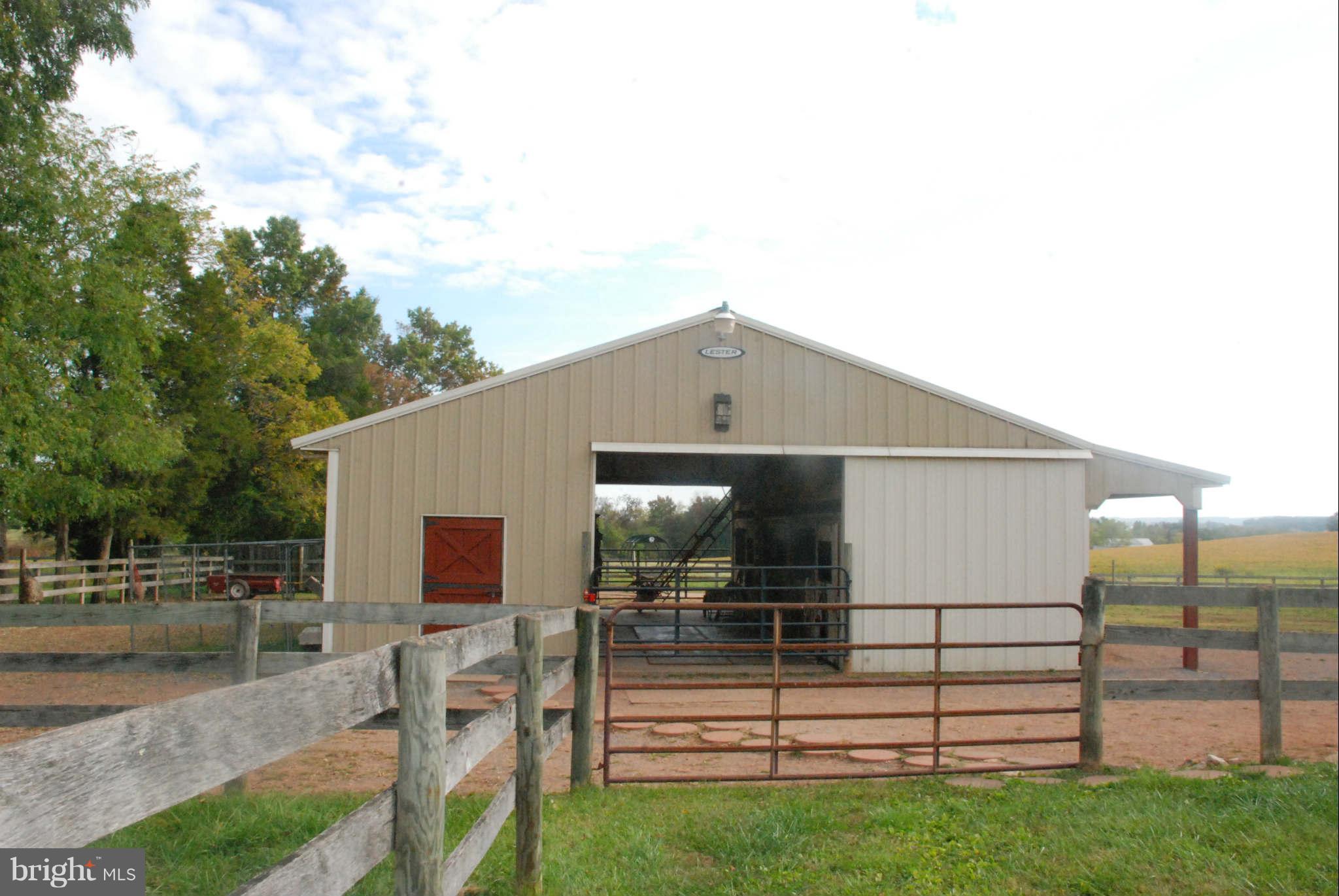2221 Trevanion Road Taneytown, MD 21787 - Photo 10 of 29 Barn