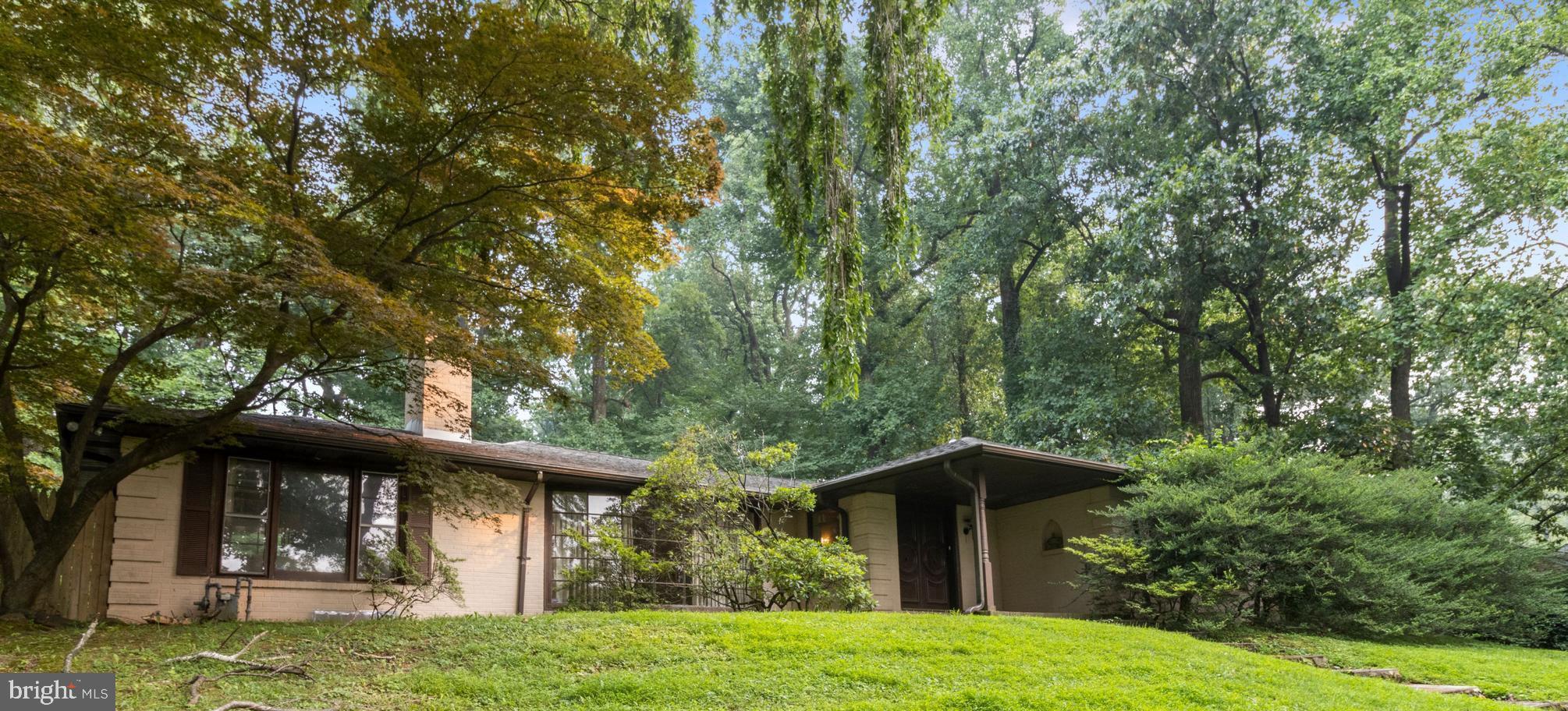 1726 Old Welsh Road Huntingdon Valley, PA 19006 - Photo 3 of 45