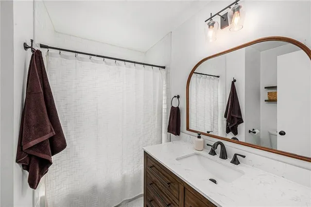 $325,000 | 5105 Woodson Road, Mission, KS 66202