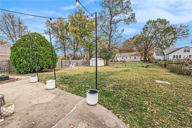 $325,000 | 5105 Woodson Road, Mission, KS 66202