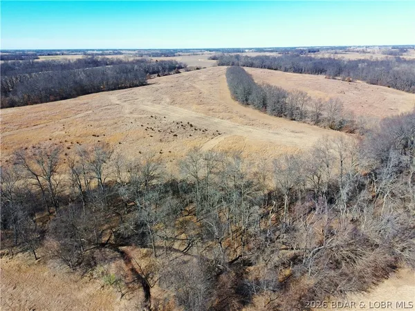 $960,000 | 15835 Argo Road, Linneus, MO 64653