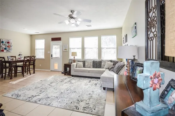 $1,800 | 17639 Olympic Park Lane, Humble, TX 77346