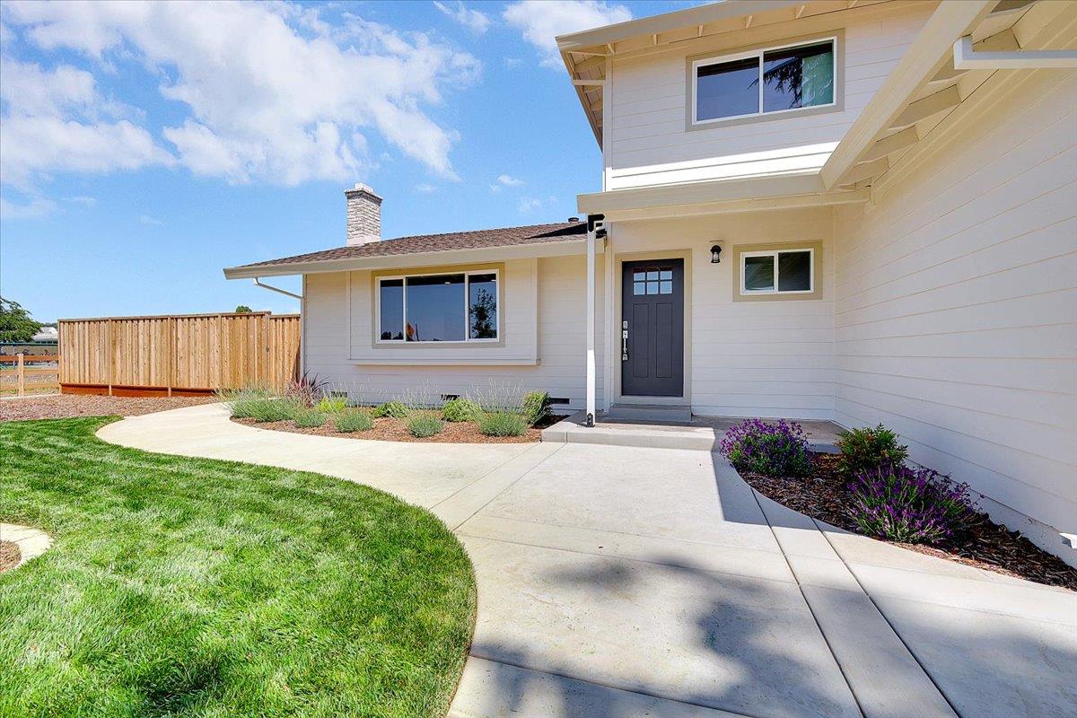 1181 Barry Road Yuba City, CA 95991 - Photo 3 of 60 a house view with a backyard space