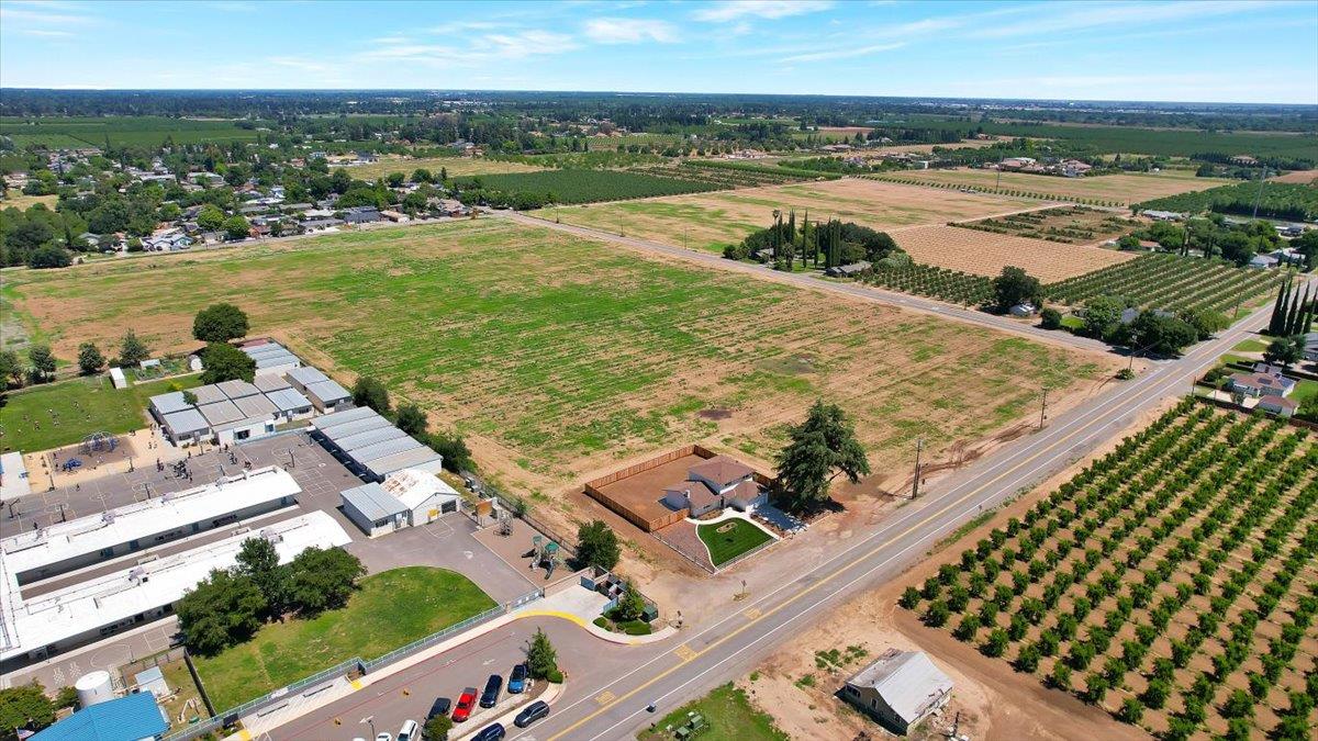 1181 Barry Road Yuba City, CA 95991 - Photo 56 of 60 a view of a city and an ocean view