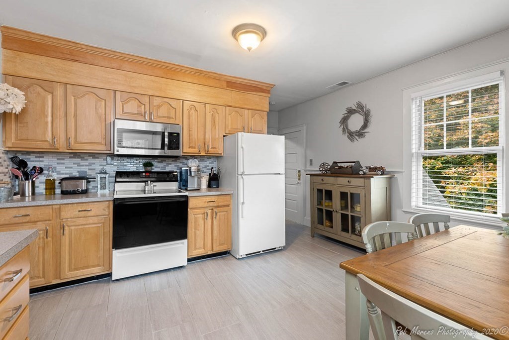 4 Alden Street, Unit 3 Danvers, MA 01923 - Photo 4 of 22