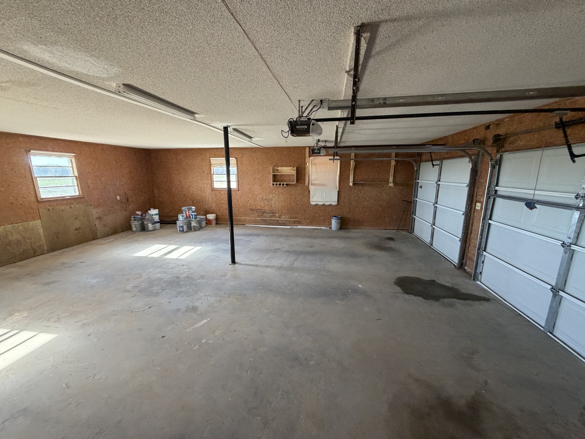 4973 Awalt Road Tullahoma, TN 37388 - Photo 39 of 40 a view of a garage